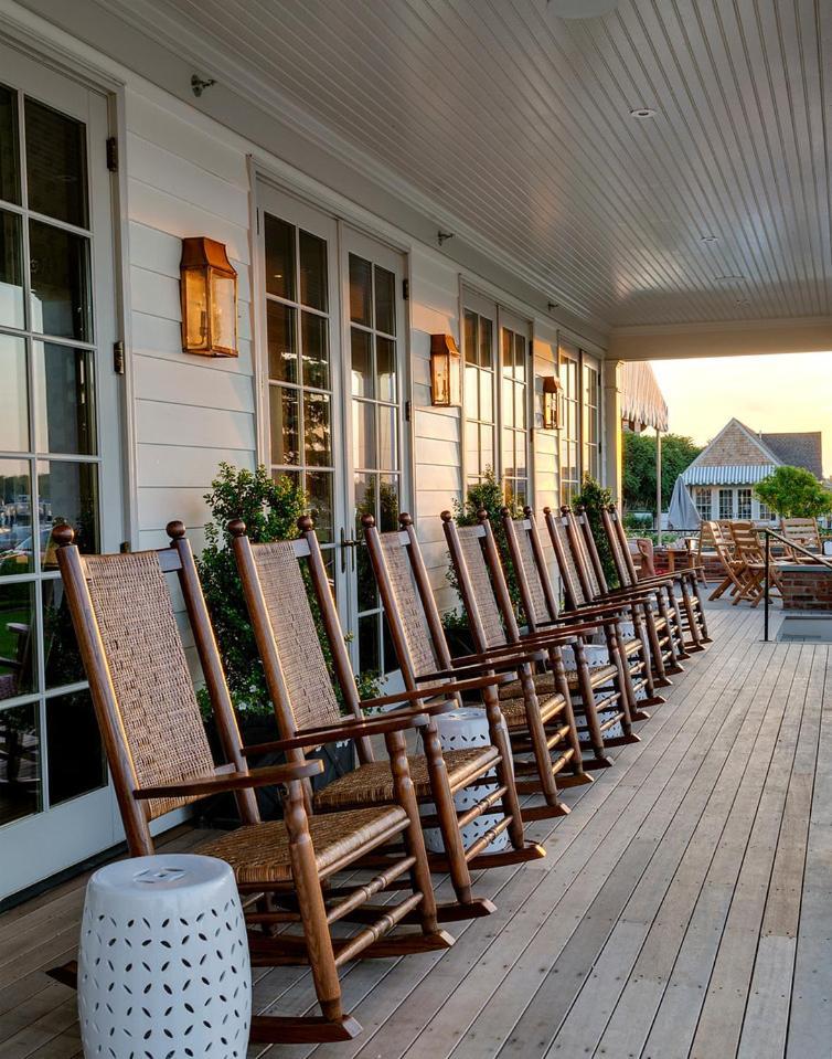 Baron'S Cove Hotel Sag Harbor Exterior photo
